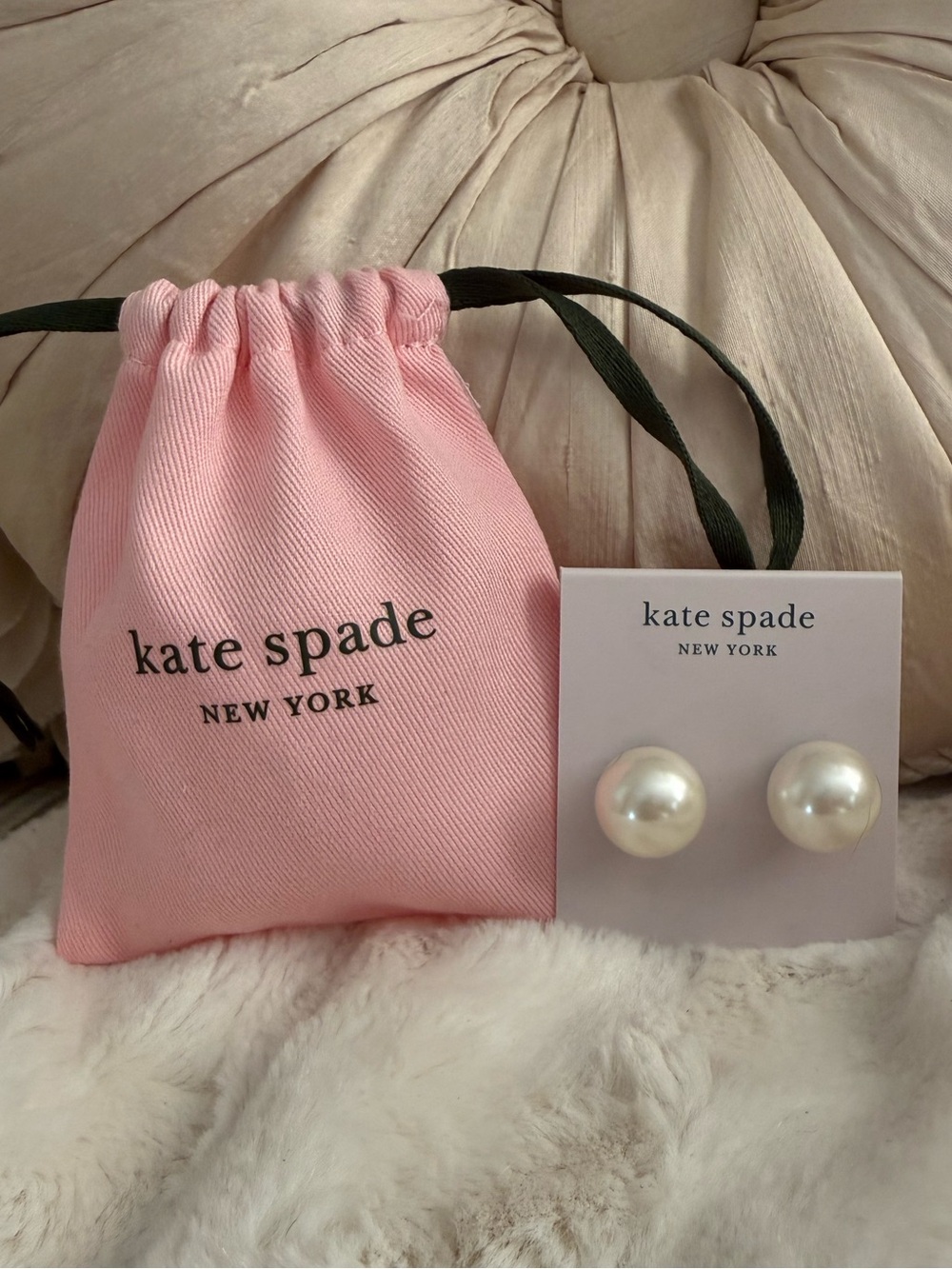 Kate Spade Beautiful Large Pearl Stud Earrings with Pink Pouch